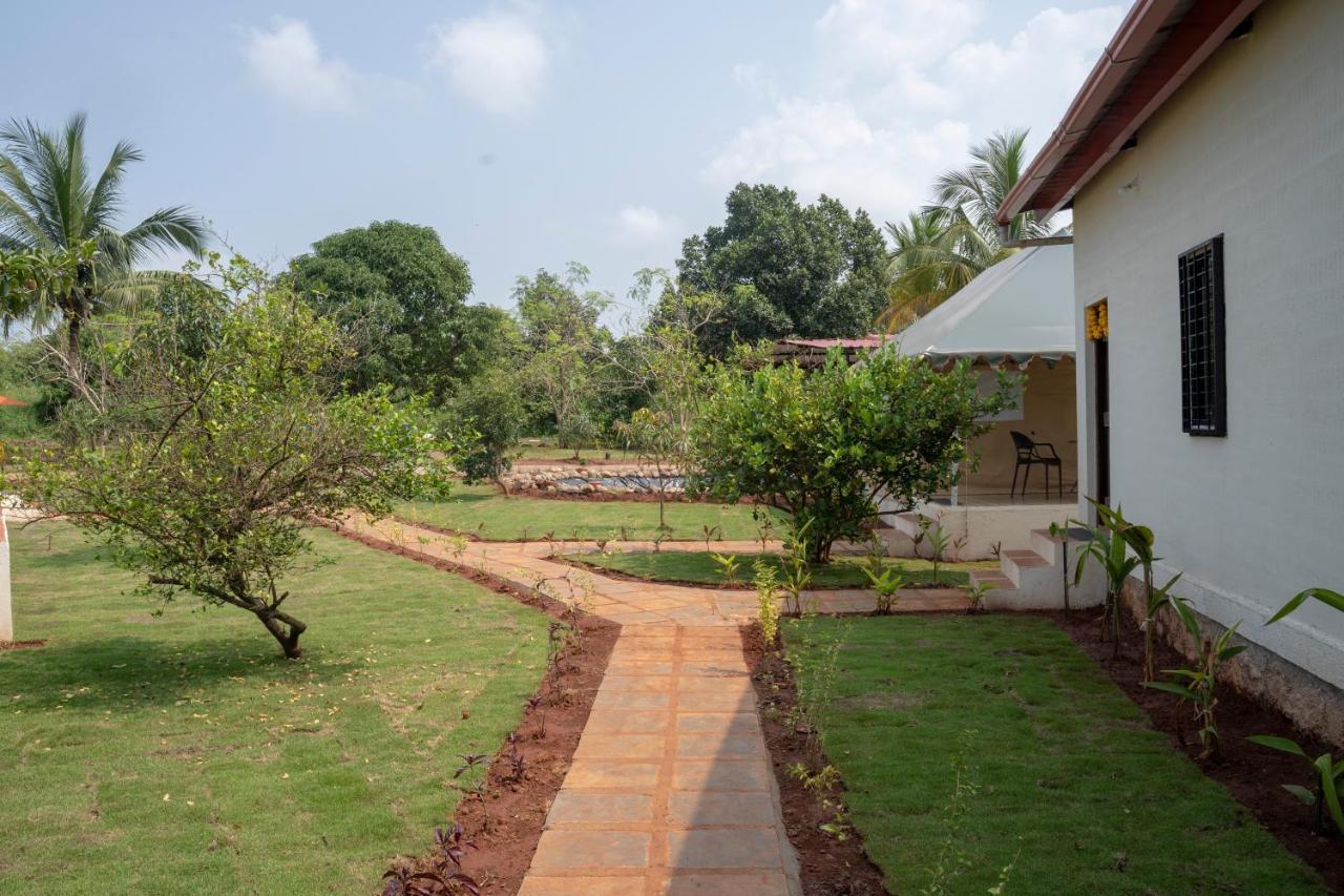Roy's Nature Nest - Farm Near Malshej Ghats Farm stay *